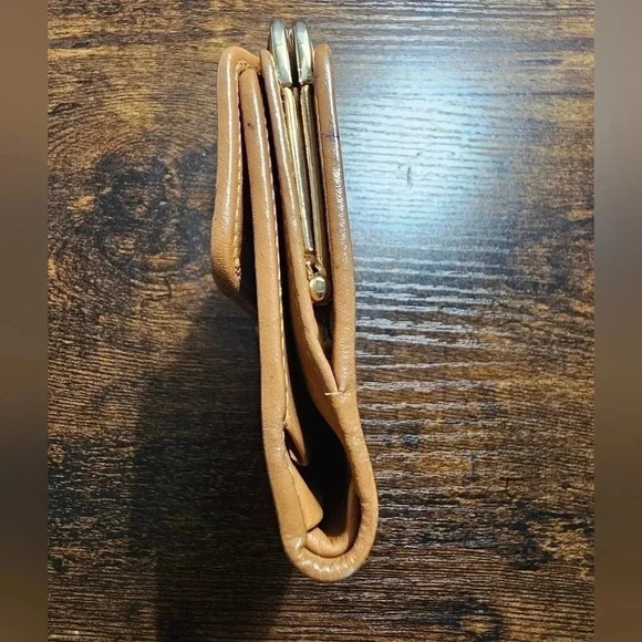 Celine Kisslock Wallet - Picture 5 of 10